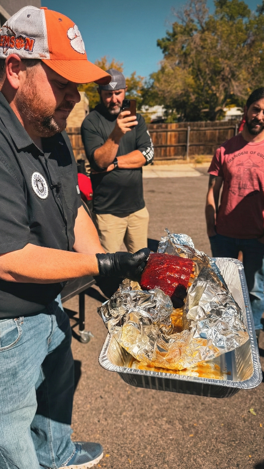 Elite BBQ Smokers Teaching how to tell when the Ribs are Ready